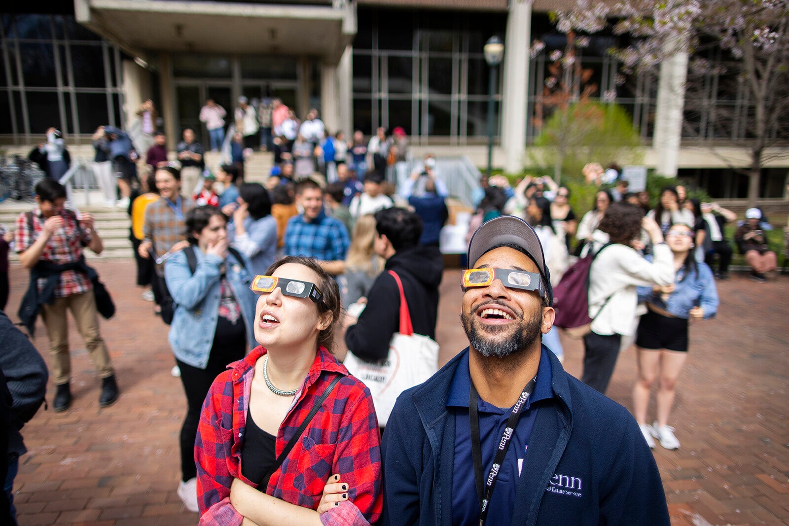 penn community viewing the total eclipse