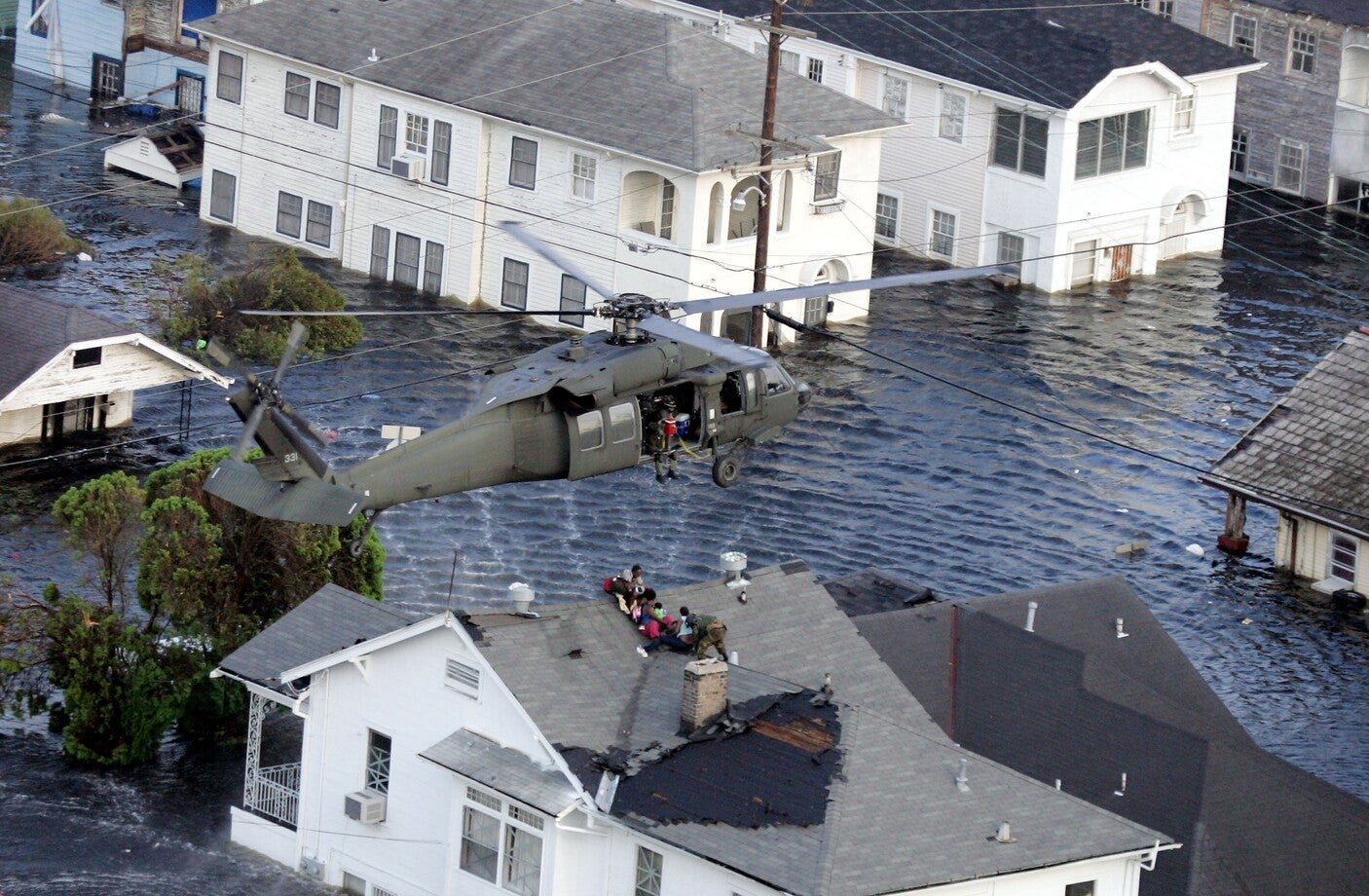 helicopter rescue in extreme weather
